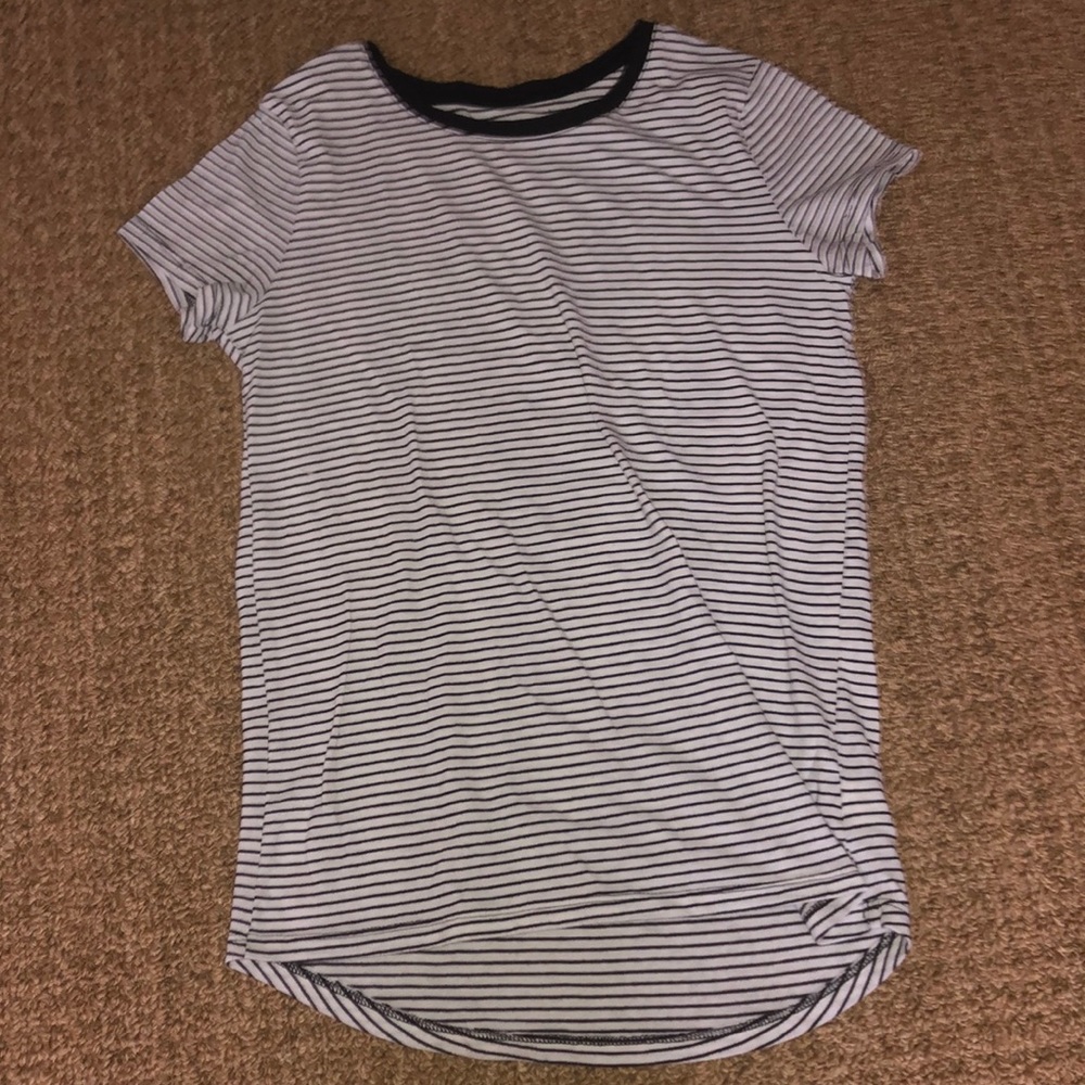 tee shirt